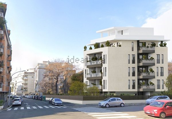 appartamento in vendita a Roma in zona Tuscolano