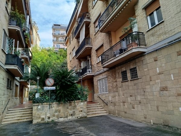 appartamento in vendita a Roma in zona Primavalle