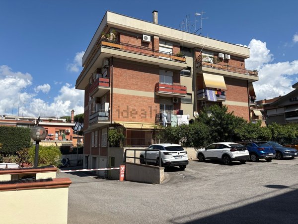 appartamento in vendita a Roma in zona Casalotti