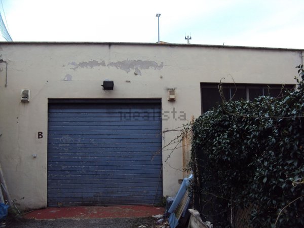 ufficio in vendita a Roma in zona Appio Claudio