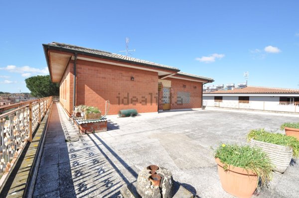 appartamento in vendita a Roma in zona Finocchio