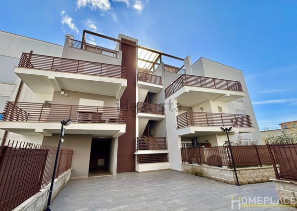 appartamento in vendita a Roma in zona Torre Angela