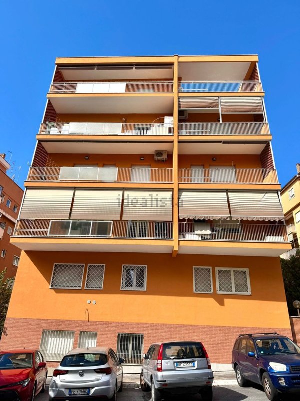appartamento in vendita a Roma in zona Della Vittoria