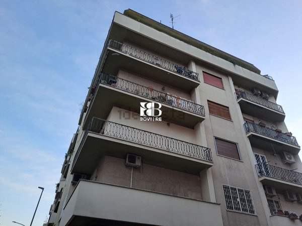 negozio in vendita a Roma in zona Appio Latino