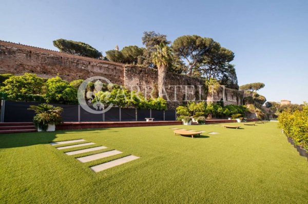 appartamento in vendita a Roma in zona Celio