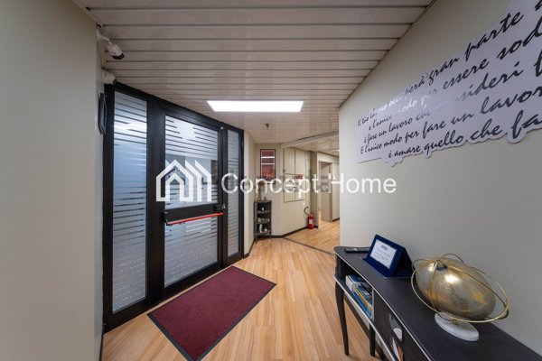 ufficio in vendita a Roma in zona Magliana Vecchia