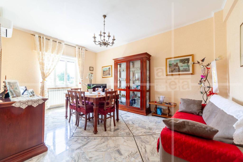 appartamento in vendita a Roma in zona Alessandrino