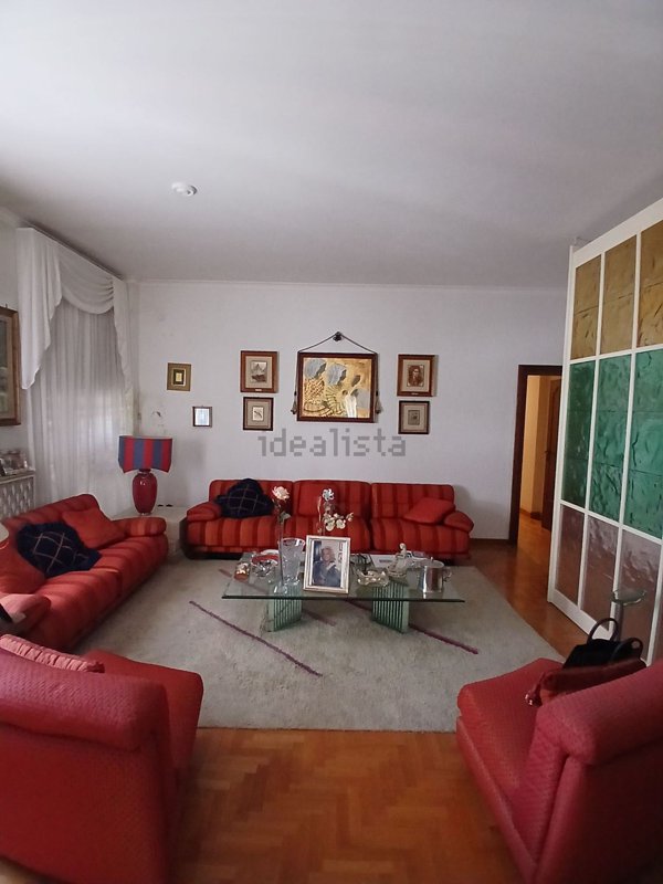 appartamento in vendita a Roma in zona Ardeatino