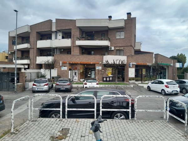appartamento in vendita a Roma in zona Finocchio