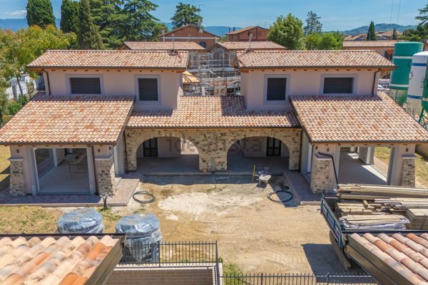 casa indipendente in vendita a Roma in zona Borghesiana