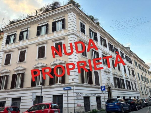 appartamento in vendita a Roma in zona Esquilino