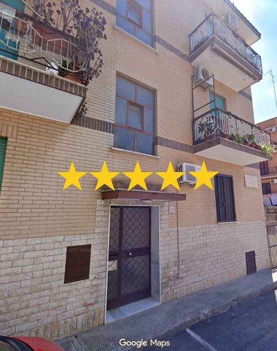 appartamento in vendita a Roma in zona Colle del Sole