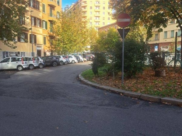 appartamento in vendita a Roma in zona Appio Latino