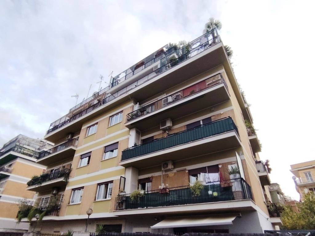 appartamento in vendita a Roma in zona Torrevecchia