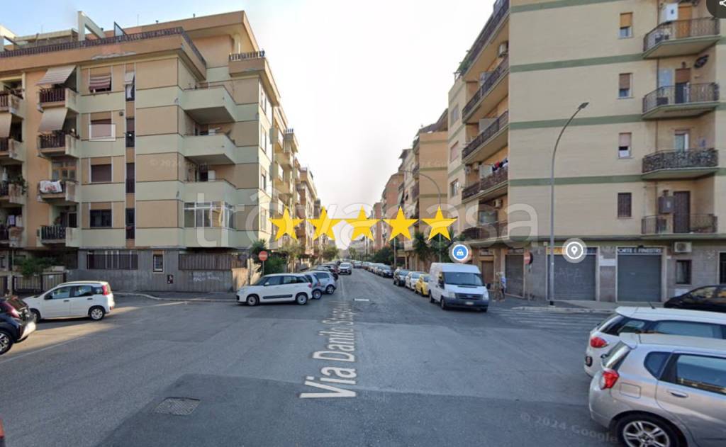 appartamento in vendita a Roma in zona Ostia