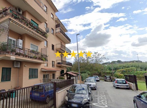 appartamento in vendita a Roma in zona Labaro