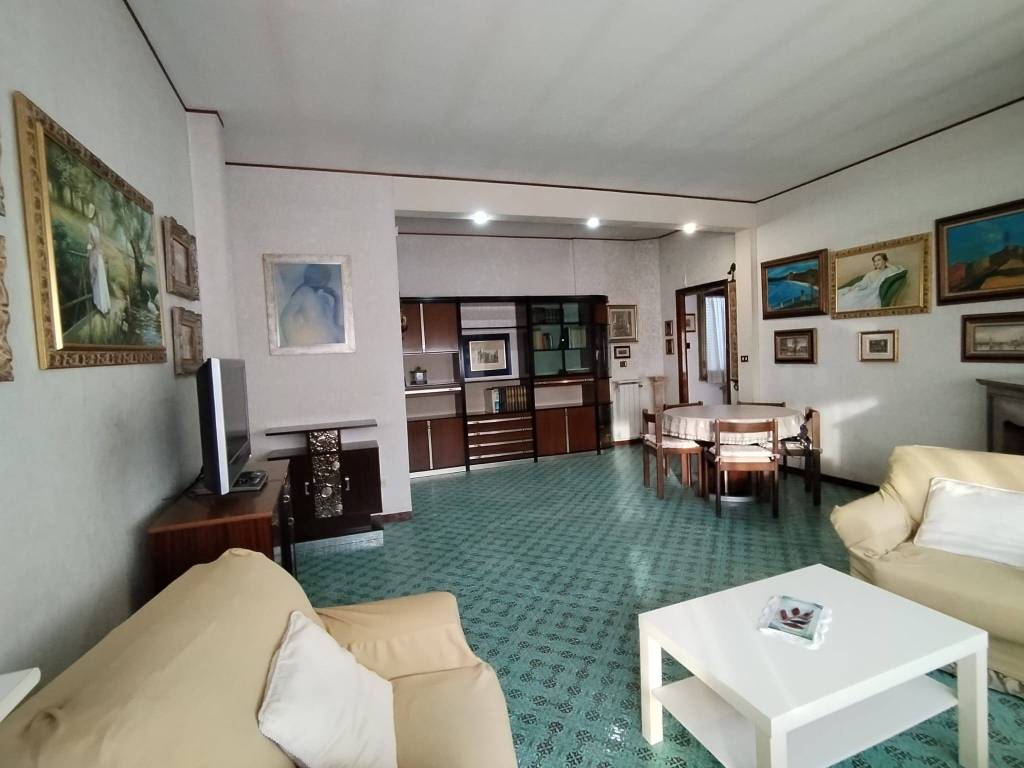 appartamento in vendita a Roma in zona Ostia