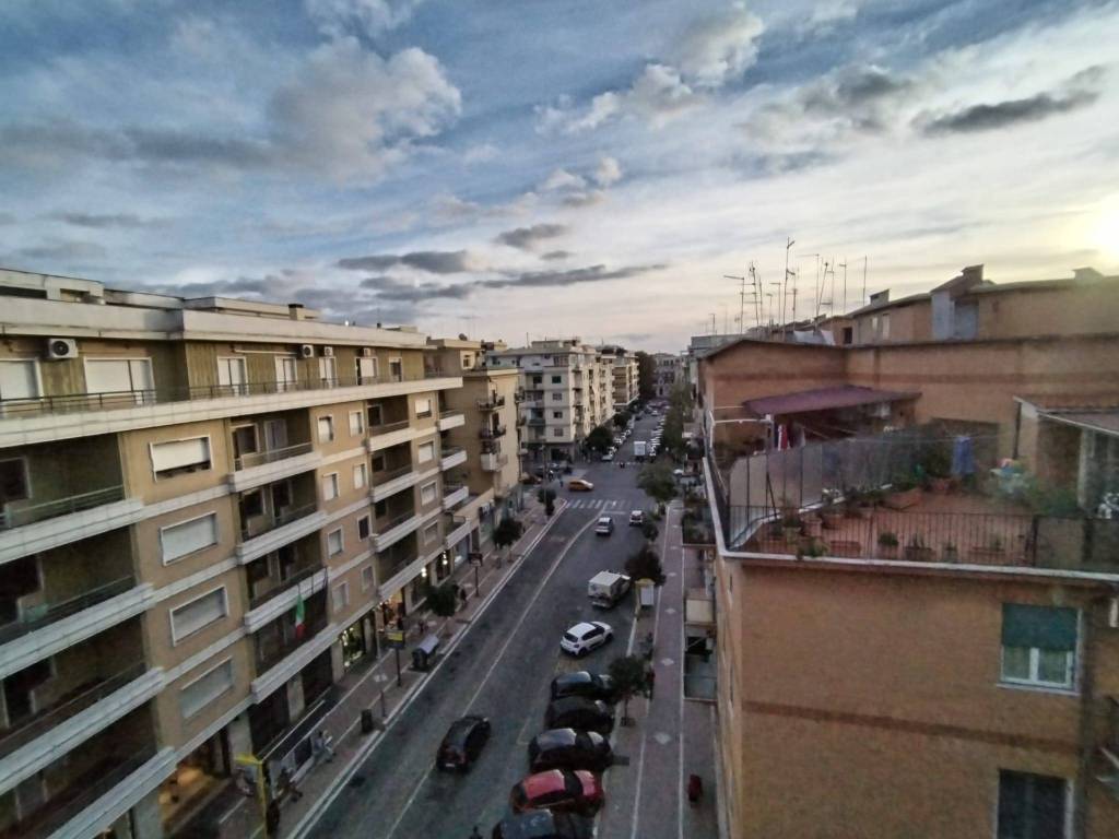 appartamento in vendita a Roma in zona Ostia