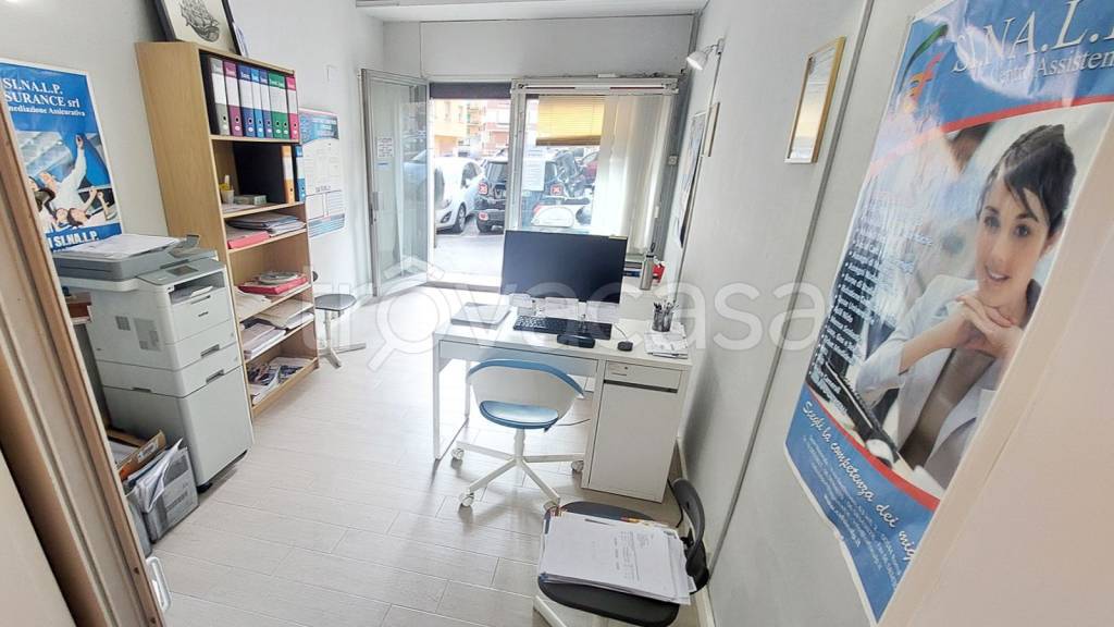 negozio in vendita a Roma in zona Gianicolense