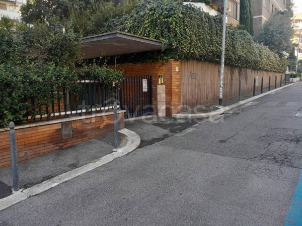 appartamento in vendita a Roma in zona Trieste