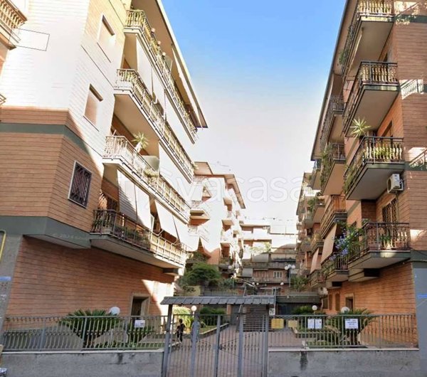 appartamento in vendita a Roma in zona Prenestino-Labicano