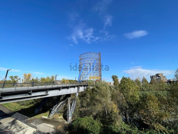 appartamento in vendita a Roma in zona Ostiense