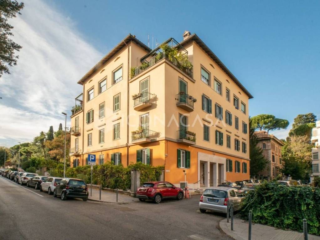 appartamento in vendita a Roma in zona Nomentano