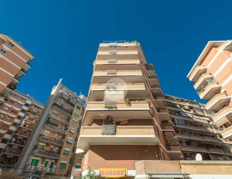 appartamento in vendita a Roma in zona Collatino
