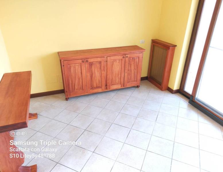 appartamento in vendita a Roma in zona Pantan Monastero