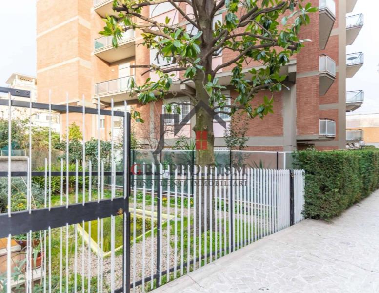 appartamento in vendita a Roma in zona Gianicolense