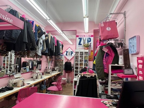 negozio in vendita a Roma in zona Gianicolense