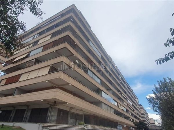 appartamento in vendita a Roma in zona Ardeatino