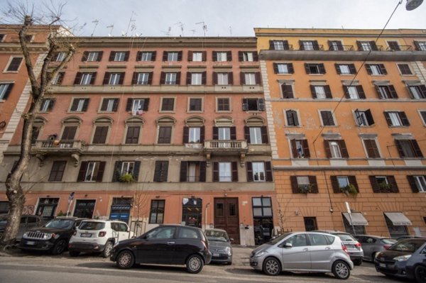 appartamento in vendita a Roma in zona Trastevere