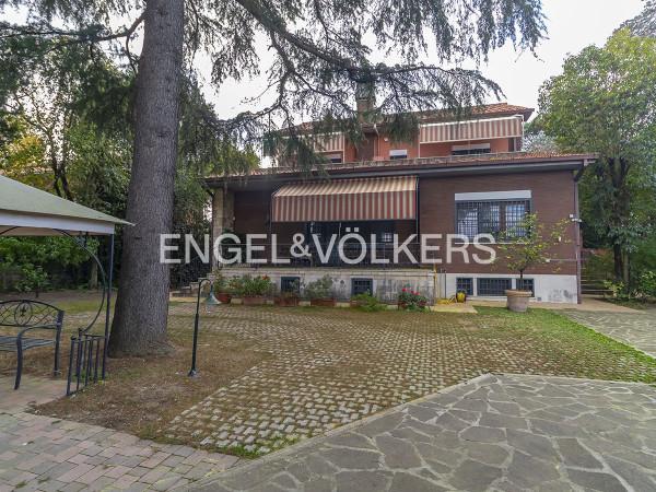 casa indipendente in vendita a Roma in zona Appio Pignatelli