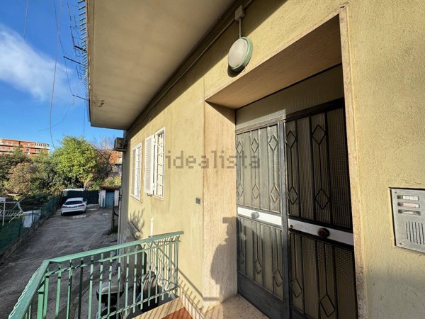 appartamento in vendita a Roma in zona Borghesiana