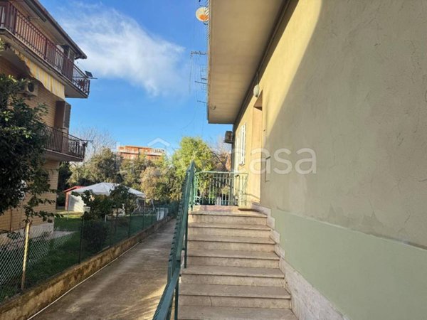 appartamento in vendita a Roma in zona Borghesiana