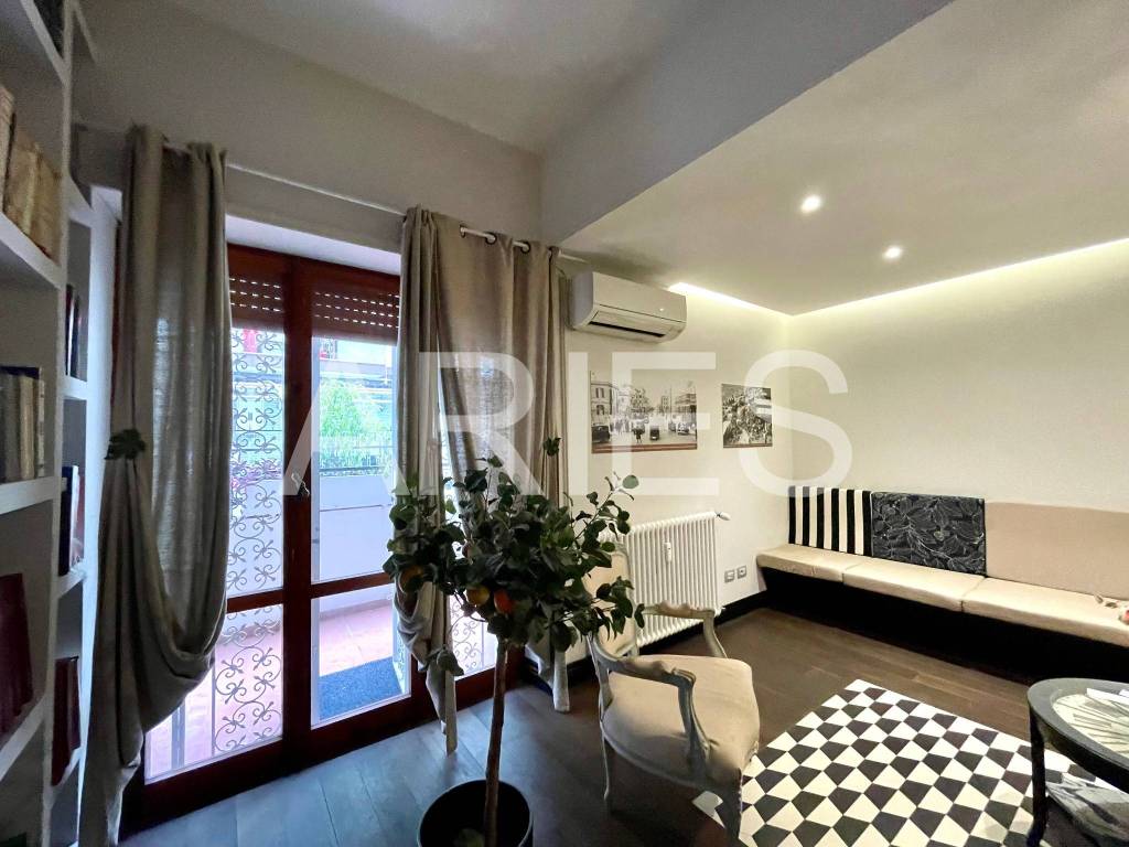 appartamento in vendita a Roma in zona Ostia