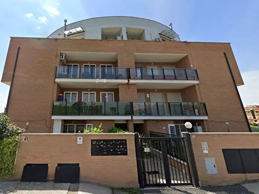 appartamento in vendita a Roma in zona Ponte di Nona