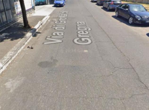 negozio in vendita a Roma in zona Collatino