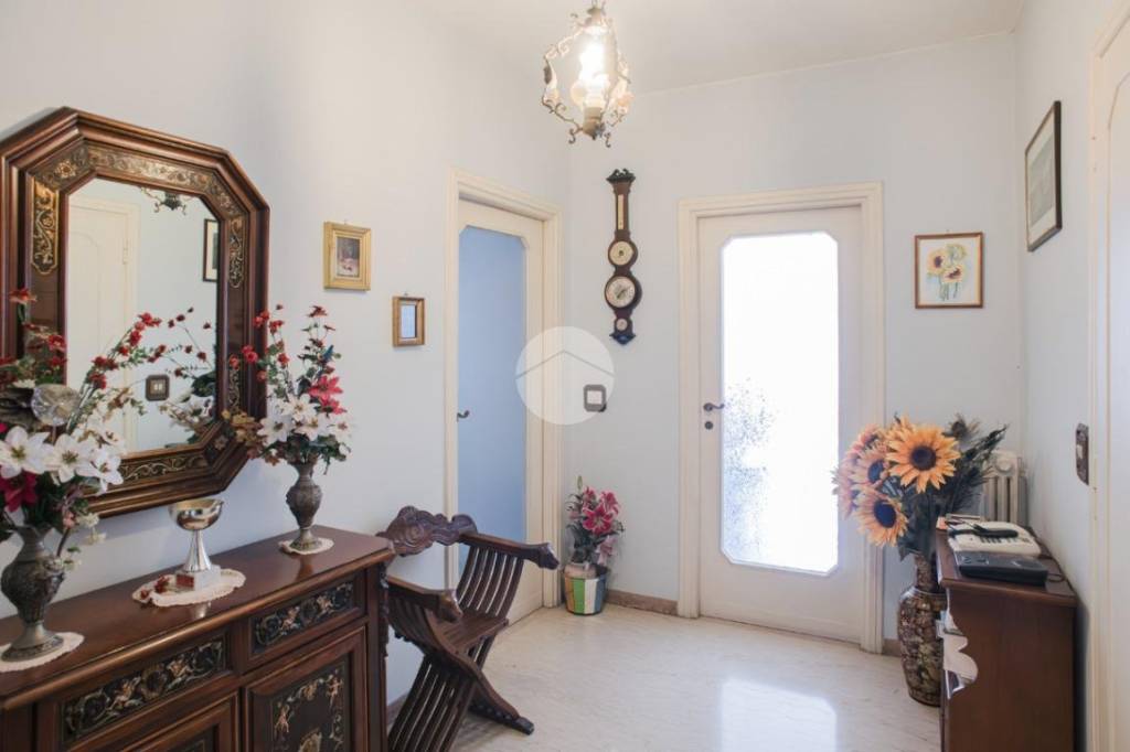 appartamento in vendita a Roma in zona Ponte Mammolo