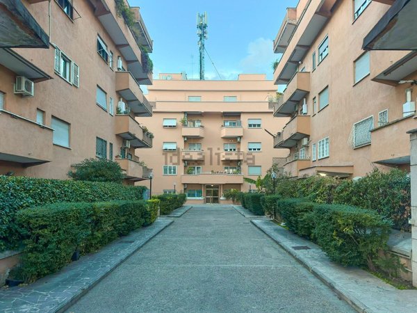 appartamento in vendita a Roma in zona Monte Sacro/Talenti
