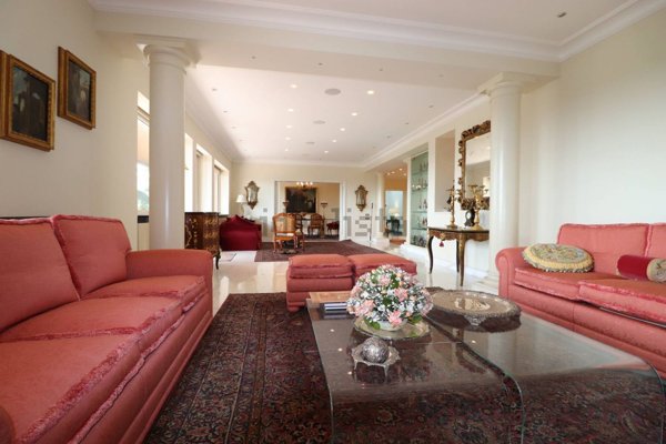 appartamento in vendita a Roma in zona Tomba di Nerone