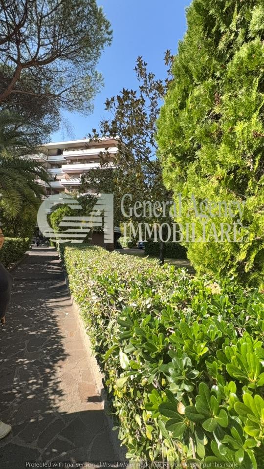 appartamento in vendita a Roma in zona EUR