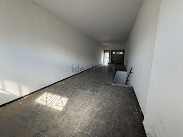 negozio in vendita a Roma in zona Tor Vergata/Torrenova