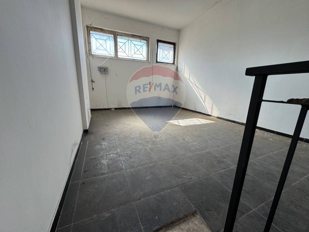 negozio in vendita a Roma in zona Tor Vergata/Torrenova