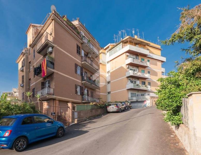 appartamento in vendita a Roma in zona Primavalle