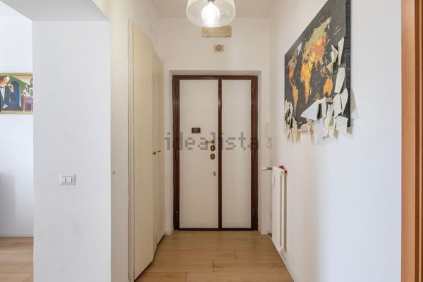 appartamento in vendita a Roma in zona Appio Latino