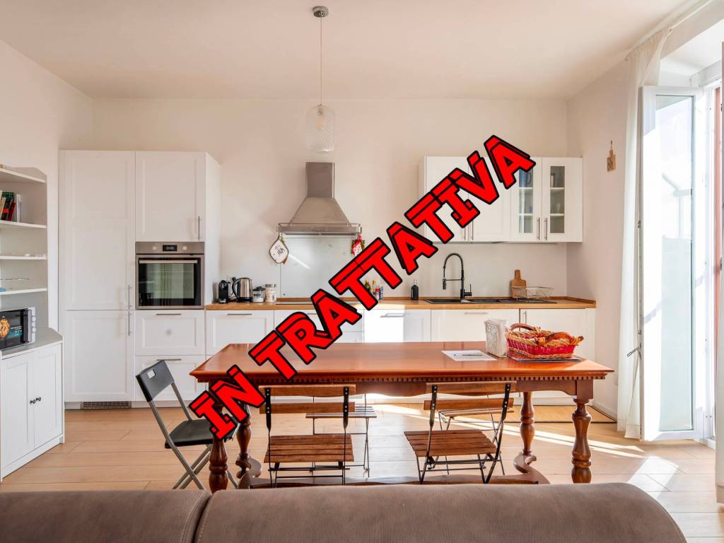 appartamento in vendita a Roma in zona Appio Latino