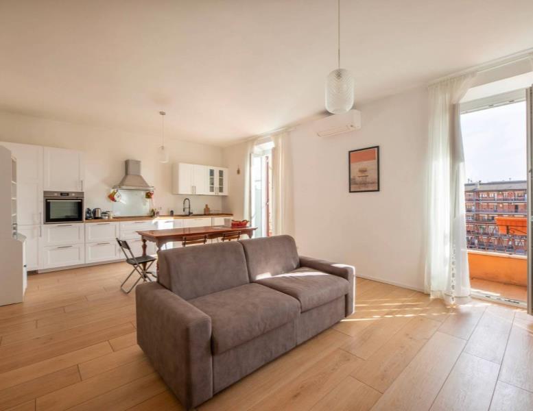 appartamento in vendita a Roma in zona Appio Latino