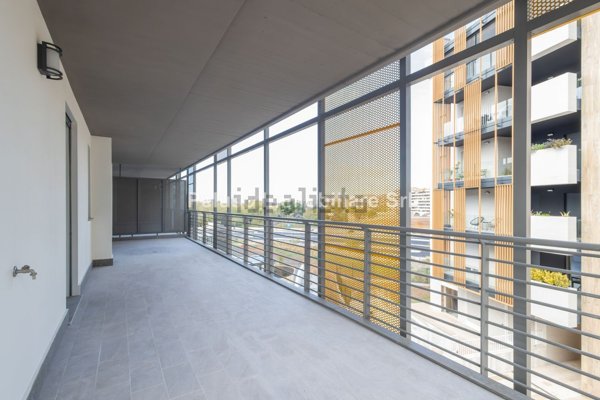 appartamento in vendita a Roma in zona Ardeatino